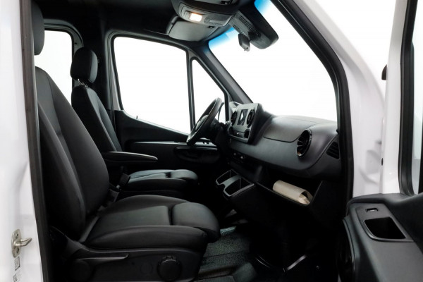 Mercedes-Benz Sprinter 314 CDI 143pk RWD 7G Automaat L2H1 D.C. Open Laadbak Trekhaak 2800kg 03-2020