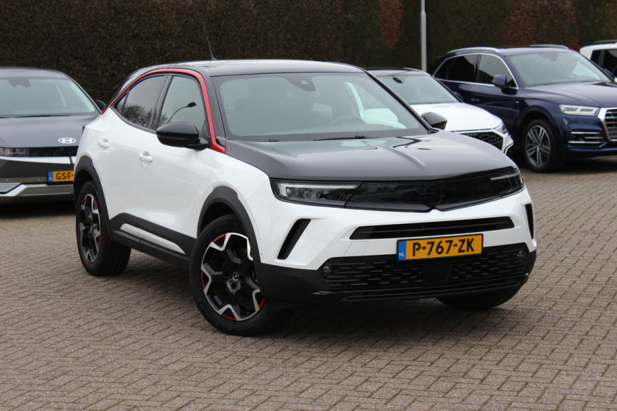 Opel Mokka Electric Ultimate 50 kWh / SOH 94,2% / Trekhaak / Camera / CarPlay / Keyless / LED Koplampen / 17'' / Navigatie / DAB / Dodehoek / Cruise Control Adaptief / Warmtepomp