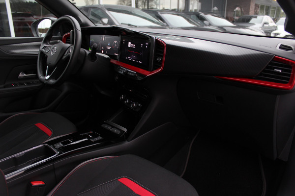 Opel Mokka Electric Ultimate 50 kWh / SOH 94,2% / Trekhaak / Camera / CarPlay / Keyless / LED Koplampen / 17'' / Navigatie / DAB / Dodehoek / Cruise Control Adaptief / Warmtepomp