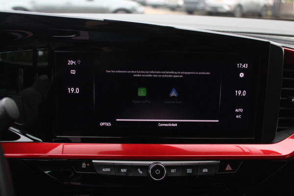 Opel Mokka Electric Ultimate 50 kWh / SOH 94,2% / Trekhaak / Camera / CarPlay / Keyless / LED Koplampen / 17'' / Navigatie / DAB / Dodehoek / Cruise Control Adaptief / Warmtepomp