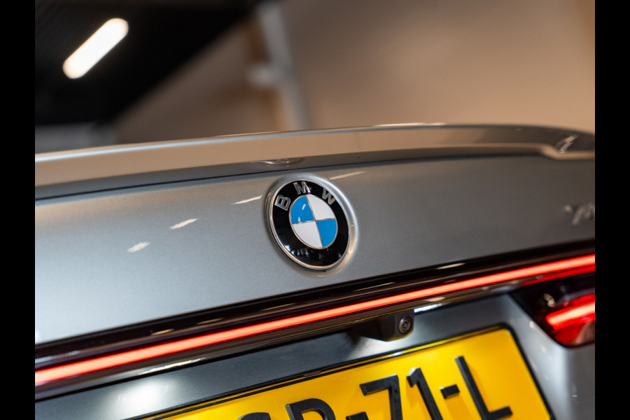 BMW 7 Serie 745e 394PK High Executive M-Sport, Pano, Laser Light, 360 Cam, Soft Close, Hud, Ambiënte, Digi Dash, Voll Onderhoud