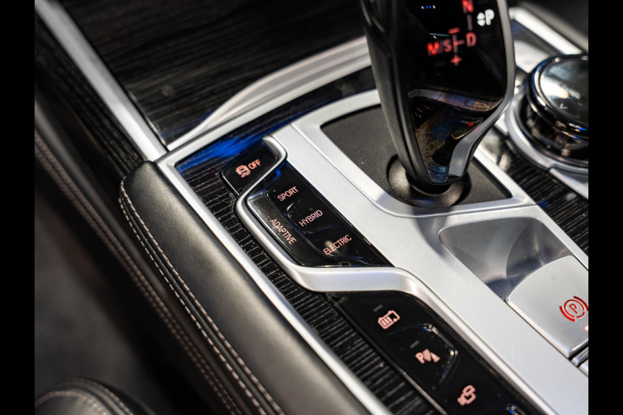 BMW 7 Serie 745e 394PK High Executive M-Sport, Pano, Laser Light, 360 Cam, Soft Close, Hud, Ambiënte, Digi Dash, Voll Onderhoud