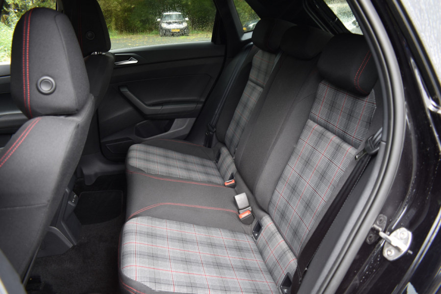 Volkswagen Polo GTI 2.0 TSI 210PK DSG STOELVERW VIRTUAL/IQ-LED/CARPLAY FABRIEKS GARANTIE