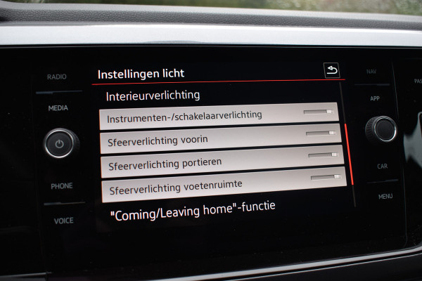 Volkswagen Polo GTI 2.0 TSI 210PK DSG STOELVERW VIRTUAL/IQ-LED/CARPLAY FABRIEKS GARANTIE
