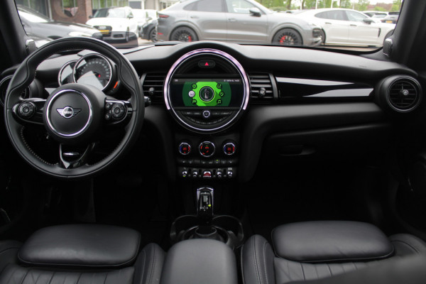 MINI Mini 1.5 Cooper 60 Years Edition / Panoramadak / Head-up / Leder / Harman Kardon / 17'' / Navigatie / DAB / Cruise Control