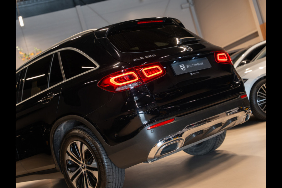 Mercedes-Benz GLC 200 4MATIC, Facelift, Navi, Voll Led, Camera, Cruise, PDC, 18" Velgen, Private Glas, Dealer Onderhouden