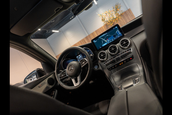 Mercedes-Benz GLC 200 4MATIC, Facelift, Navi, Voll Led, Camera, Cruise, PDC, 18" Velgen, Private Glas, Dealer Onderhouden