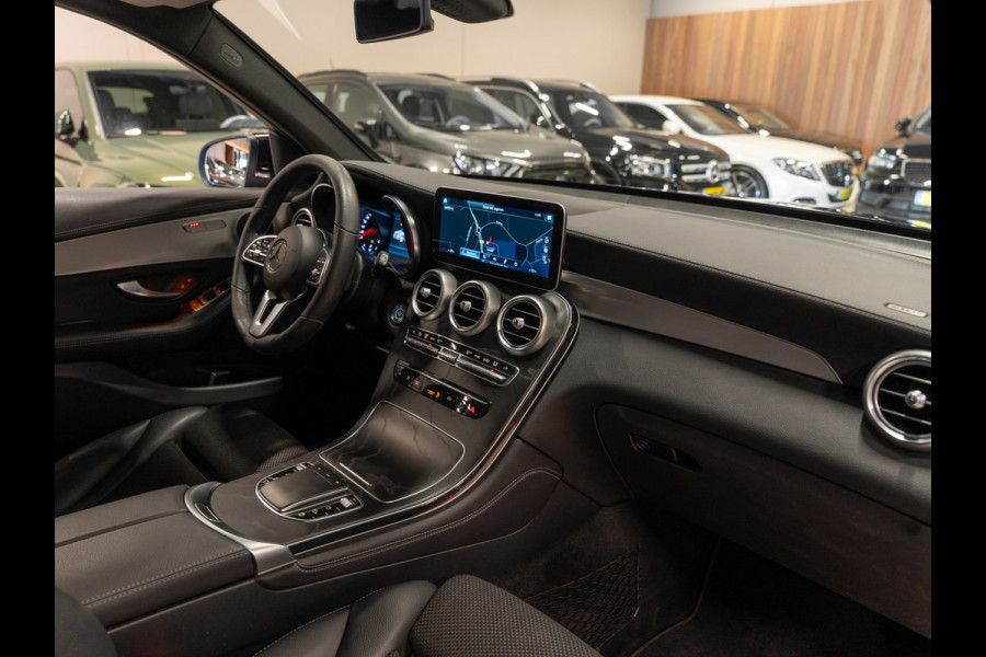 Mercedes-Benz GLC 200 4MATIC, Facelift, Navi, Voll Led, Camera, Cruise, PDC, 18" Velgen, Private Glas, Dealer Onderhouden