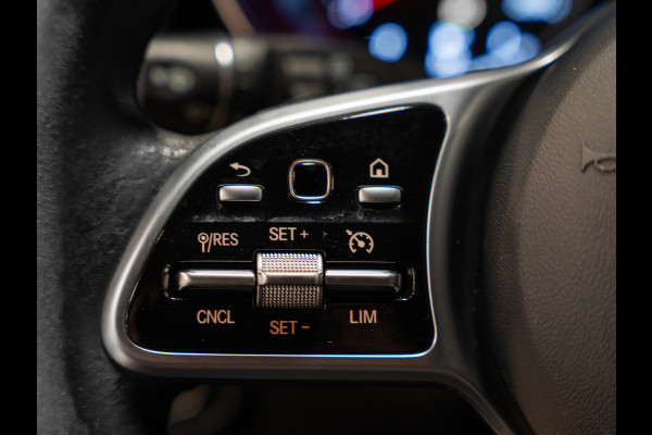 Mercedes-Benz GLC 200 4MATIC, Facelift, Navi, Voll Led, Camera, Cruise, PDC, 18" Velgen, Private Glas, Dealer Onderhouden