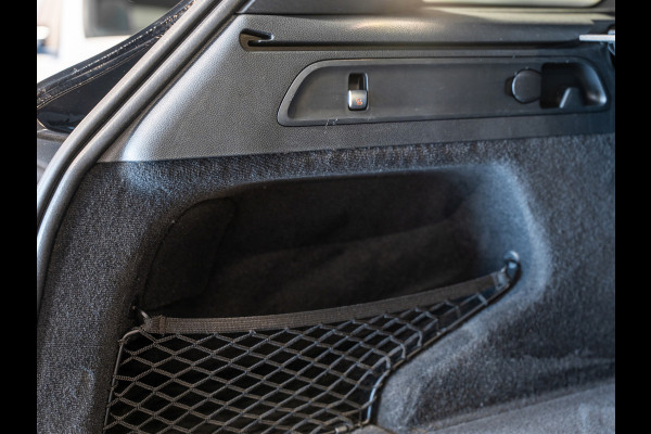 Mercedes-Benz GLC 200 4MATIC, Facelift, Navi, Voll Led, Camera, Cruise, PDC, 18" Velgen, Private Glas, Dealer Onderhouden