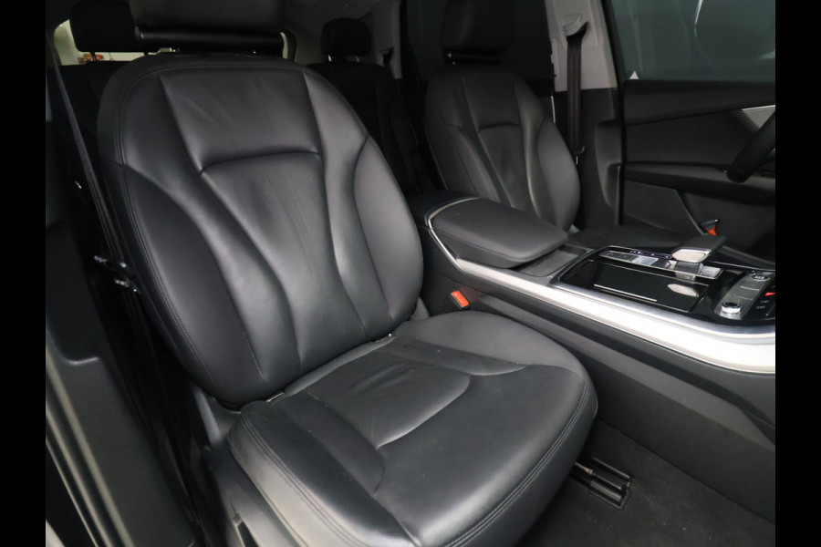 Audi Q7 55 TFSI e quattro Sport [LUCHTVERING, MEMORY SEATS, ADAPTIVE CRUISE CONTROL, APPLE CARPLAY, ANDROID AUTO, ACHTERUITRIJCAMERA, PDC V+A, STOELVERWARMING, NIEUWSTAAT]