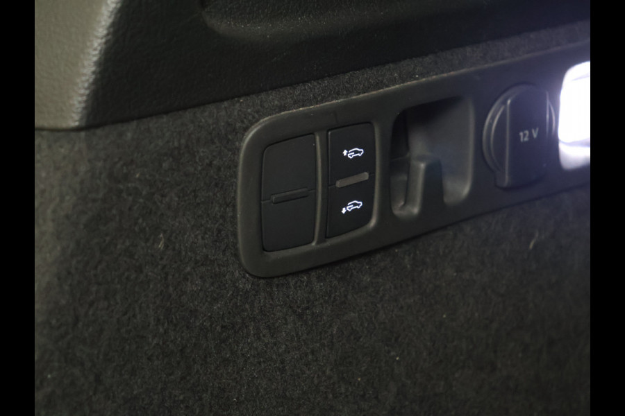 Audi Q7 55 TFSI e quattro Sport [LUCHTVERING, MEMORY SEATS, ADAPTIVE CRUISE CONTROL, APPLE CARPLAY, ANDROID AUTO, ACHTERUITRIJCAMERA, PDC V+A, STOELVERWARMING, NIEUWSTAAT]