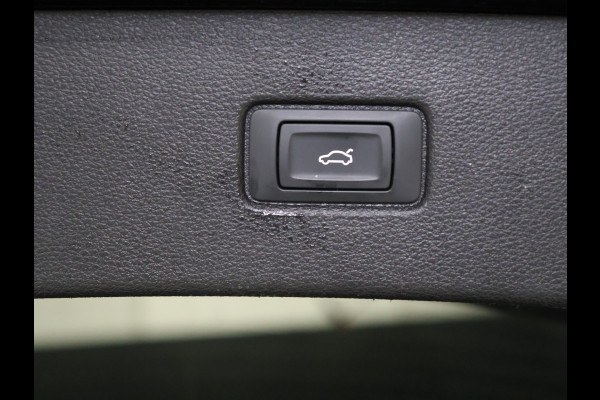 Audi Q7 55 TFSI e quattro Sport [LUCHTVERING, MEMORY SEATS, ADAPTIVE CRUISE CONTROL, APPLE CARPLAY, ANDROID AUTO, ACHTERUITRIJCAMERA, PDC V+A, STOELVERWARMING, NIEUWSTAAT]