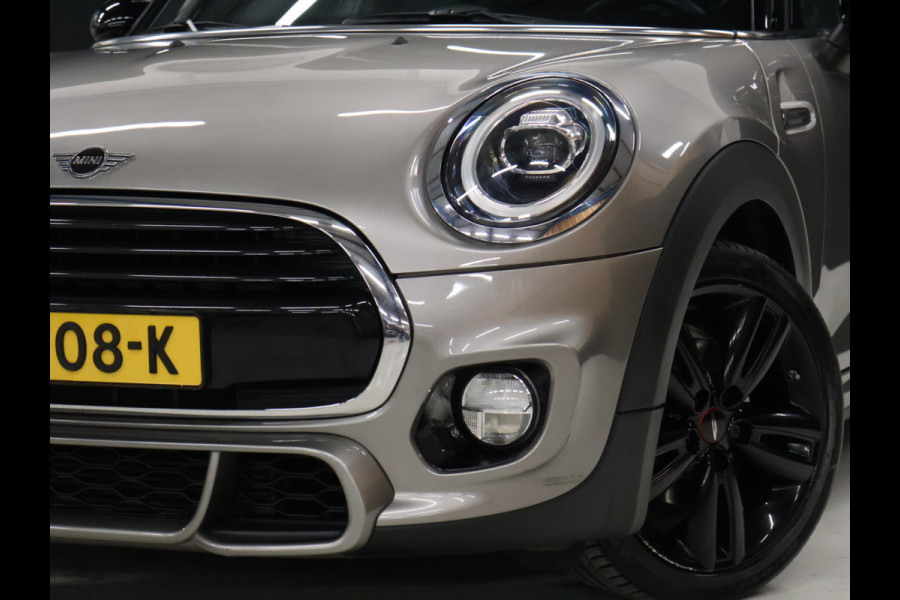 MINI Mini 1.5 Cooper JCW [APPLE CARPLAY, ANDROID AUTO, CRUISE CONTROL, PDC ACHTER, AUTOMATISCHE AIRCO, LICHTMETALEN VELGEN, LED KOPLAMPEN, NIEUWSTAAT]