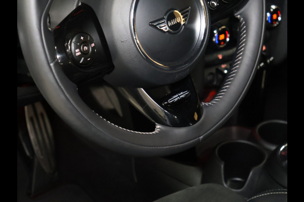 MINI Mini 1.5 Cooper JCW [APPLE CARPLAY, ANDROID AUTO, CRUISE CONTROL, PDC ACHTER, AUTOMATISCHE AIRCO, LICHTMETALEN VELGEN, LED KOPLAMPEN, NIEUWSTAAT]