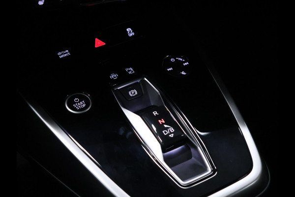 Audi Q4 e-tron 40 Advanced edition 77 kWh [ADAPTIVE CRUISE CONTROL, APPLE CARPLAY, ANDROID AUTO, SFEERVERLICHTING, ACHTERUITRIJCAMERA, PDC V+A, STOELVERWARMING, NIEUWSTAAT]