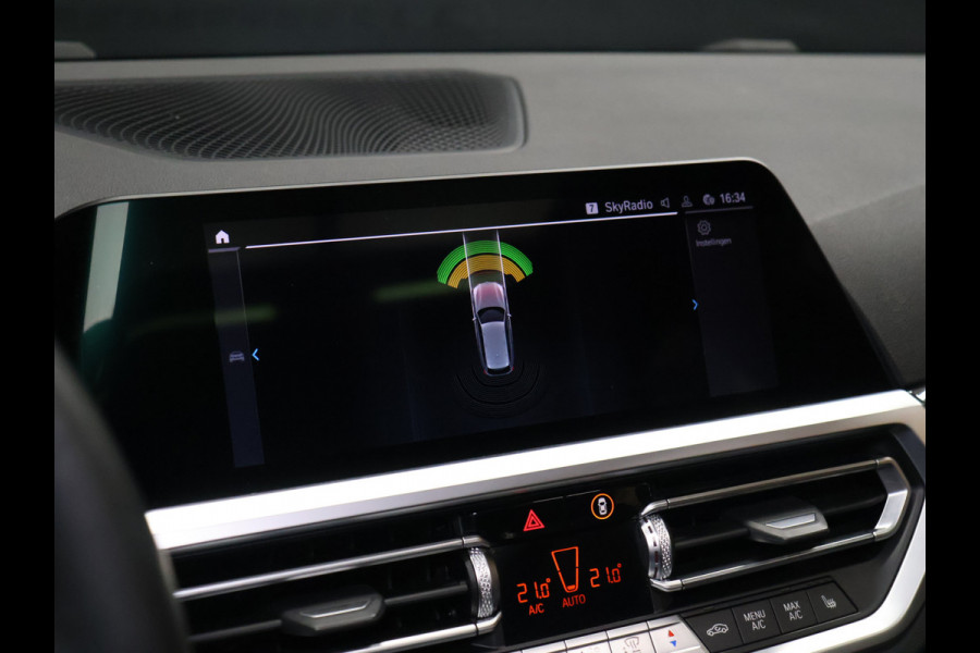 BMW 3 Serie Touring 320e Business Edition Plus M Sport [SCHUIFKANTELDAK, APPLE CARPLAY, ANDROID AUTO, CRUISE CONTROL, PDC V+A, BMW LED, STOELVERWARMING, NIEUWSTAAT]