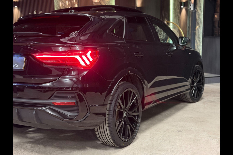 Audi Q3 Sportback 35 TFSI 3X S-Line|PANO|BLACK PAKKET|SFEER|