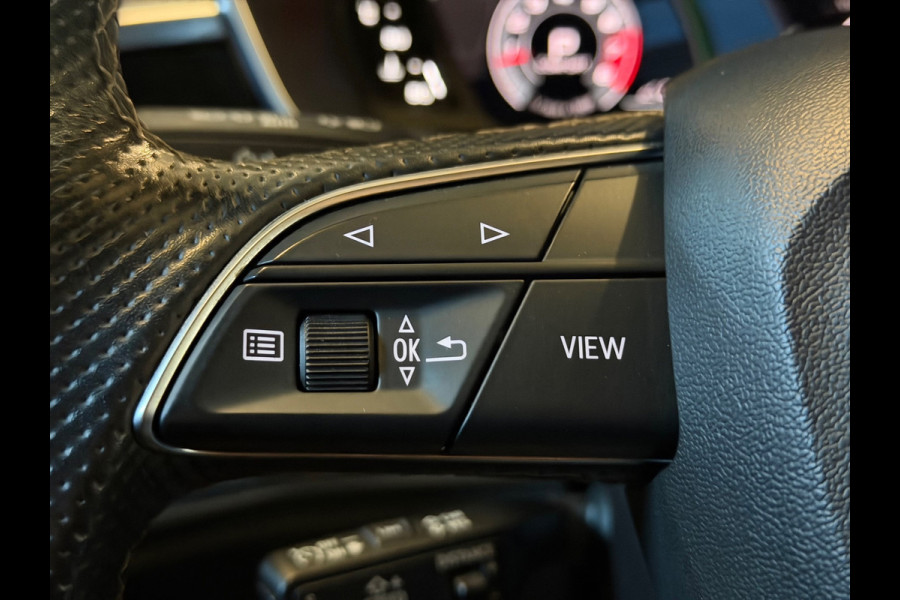 Audi Q3 Sportback 35 TFSI 3X S-Line|PANO|BLACK PAKKET|SFEER|