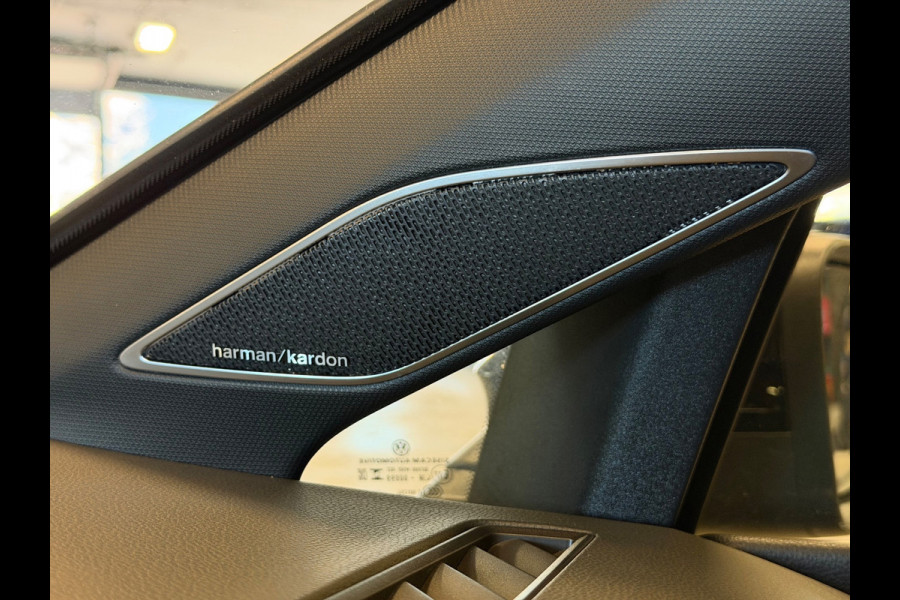 Volkswagen Golf 2.0 TSI R 4Motion|PANO|H&K|FULL OPTIONS