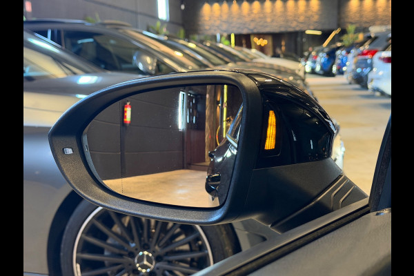 Volkswagen Golf 2.0 TSI R 4Motion|PANO|H&K|FULL OPTIONS