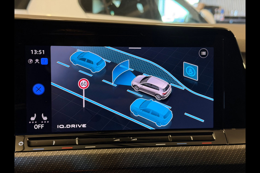 Volkswagen Golf 2.0 TSI R 4Motion|PANO|H&K|FULL OPTIONS