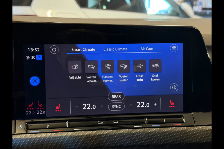 Volkswagen Golf 2.0 TSI R 4Motion|PANO|H&K|FULL OPTIONS