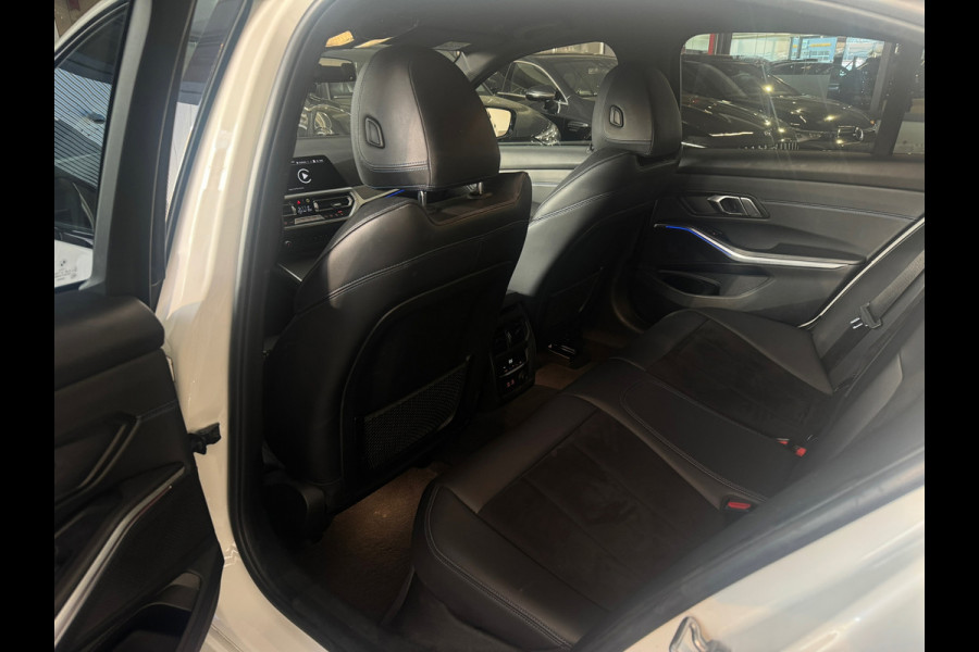 BMW 3-serie M340i xDrive High Executive Sfeer|Night|CarPlay