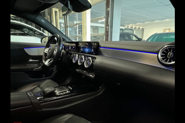 Mercedes-Benz CLA-Klasse 200 AMG Pano|Night|BTW|Sfeer|NAP