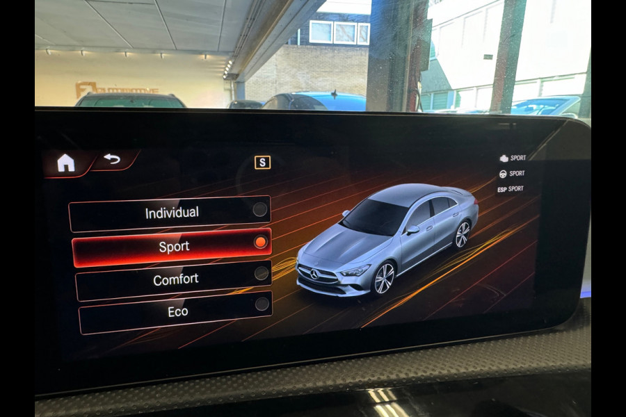 Mercedes-Benz CLA-Klasse 200 AMG Pano|Night|BTW|Sfeer|NAP