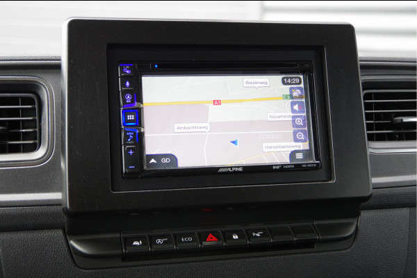 Renault Master T35 2.3 dCi 150PK L2H2 RED, DC-7P, 3.5T TREKHAAK, CAMERA, CRUISE, NAVI, AIRCO, PARKEERSENSOREN, NL AUTO, NAP, DUBBELE CABINE