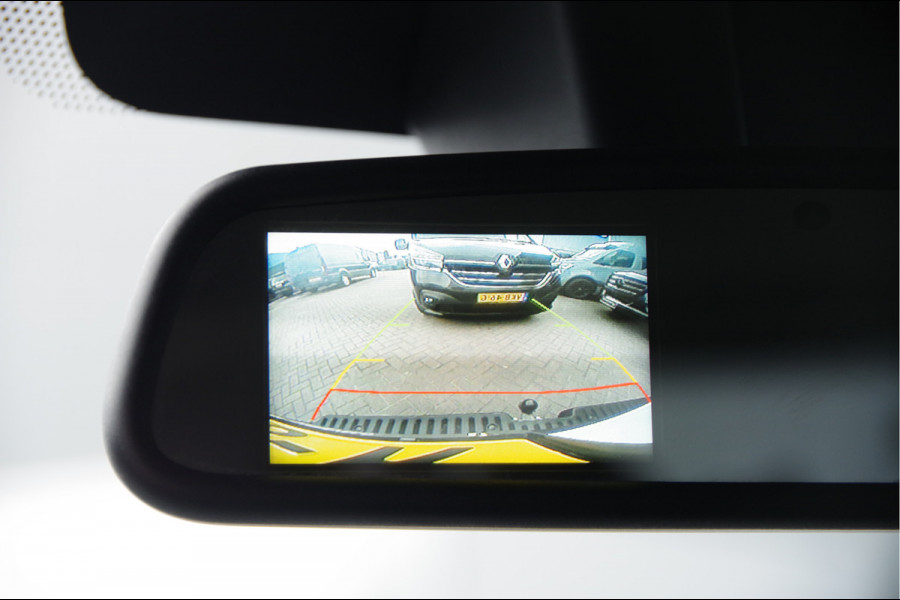 Renault Master T35 2.3 dCi 150PK L2H2 RED, DC-7P, 3.5T TREKHAAK, CAMERA, CRUISE, NAVI, AIRCO, PARKEERSENSOREN, NL AUTO, NAP, DUBBELE CABINE