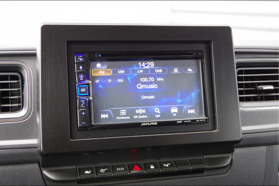 Renault Master T35 2.3 dCi 150PK L2H2 RED, DC-7P, 3.5T TREKHAAK, CAMERA, CRUISE, NAVI, AIRCO, PARKEERSENSOREN, NL AUTO, NAP, DUBBELE CABINE