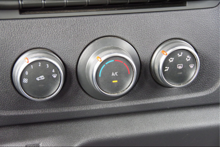 Renault Master T35 2.3 dCi 150PK L2H2 RED, DC-7P, 3.5T TREKHAAK, CAMERA, CRUISE, NAVI, AIRCO, PARKEERSENSOREN, NL AUTO, NAP, DUBBELE CABINE