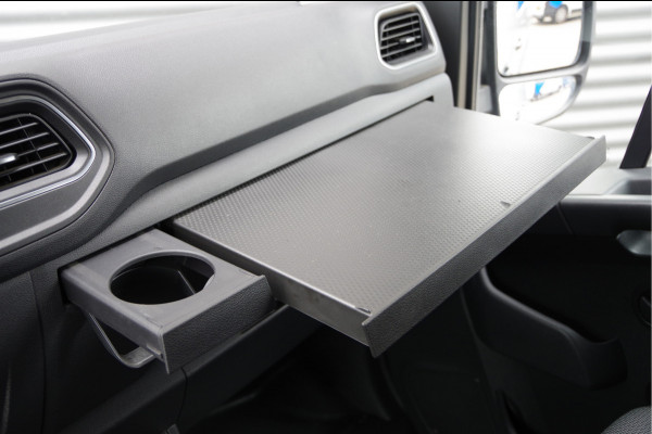 Renault Master T35 2.3 dCi 150PK L2H2 RED, DC-7P, 3.5T TREKHAAK, CAMERA, CRUISE, NAVI, AIRCO, PARKEERSENSOREN, NL AUTO, NAP, DUBBELE CABINE