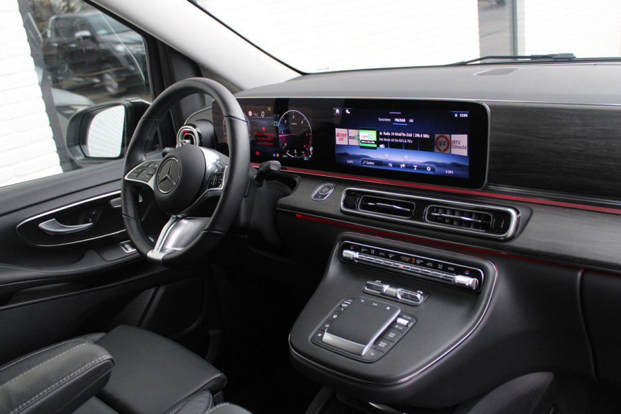Mercedes-Benz V-Klasse 220d / Lang / DC / New Model / 2x Elec Schuifdeur / Night Pakket / Camera / NIEUWSTAAT