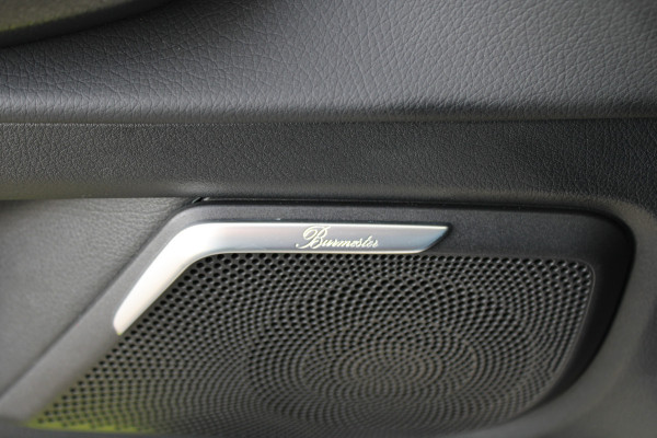 Mercedes-Benz V-Klasse 220d / Lang / DC / New Model / 2x Schuifdeur / Burmester / 360 Camera / NIEUWSTAAT