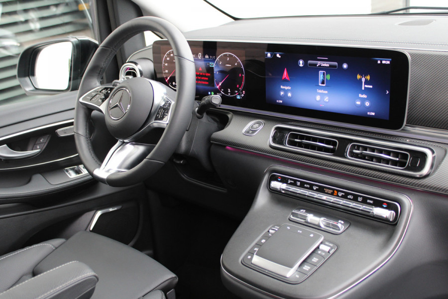 Mercedes-Benz V-Klasse 300d / DC / AMG / Panorama / bj 2025 / 2x Elec Schuifd / 360 Cam / Burmester / Vol Opties / NIEUWSTAAT