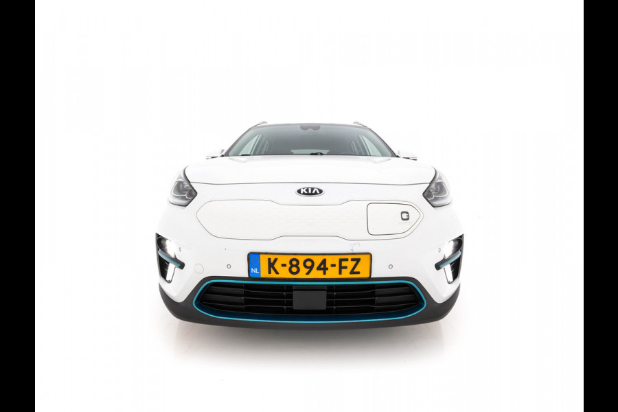 Kia e-Niro ExecutiveLine 64 kWh [ 3-Fase ] {SOH-100%} (INCL-BTW)  Aut.*HEATPUMP | LEATHER | FULL-LED | NAVI-FULLMAP | ADAPTIVE-CRUISE | CAMERA | MEMORY-PACK | LANE-ASSIST | KEYLESS | DIGI-COCKPIT | PRIVACYGLASS | SHIFTPADDLES | 17"ALU*