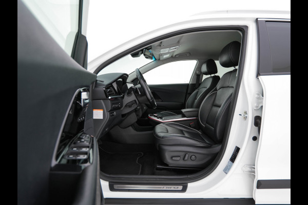 Kia e-Niro ExecutiveLine 64 kWh [ 3-Fase ] {SOH-100%} (INCL-BTW)  Aut.*HEATPUMP | LEATHER | FULL-LED | NAVI-FULLMAP | ADAPTIVE-CRUISE | CAMERA | MEMORY-PACK | LANE-ASSIST | KEYLESS | DIGI-COCKPIT | PRIVACYGLASS | SHIFTPADDLES | 17"ALU*