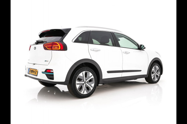 Kia e-Niro ExecutiveLine 64 kWh [ 3-Fase ] {SOH-100%} (INCL-BTW)  Aut.*HEATPUMP | LEATHER | FULL-LED | NAVI-FULLMAP | ADAPTIVE-CRUISE | CAMERA | MEMORY-PACK | LANE-ASSIST | KEYLESS | DIGI-COCKPIT | PRIVACYGLASS | SHIFTPADDLES | 17"ALU*