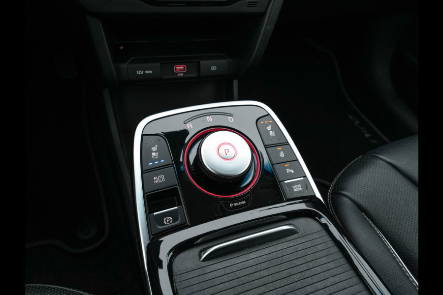 Kia e-Niro ExecutiveLine 64 kWh [ 3-Fase ] {SOH-100%} (INCL-BTW)  Aut.*HEATPUMP | LEATHER | FULL-LED | NAVI-FULLMAP | ADAPTIVE-CRUISE | CAMERA | MEMORY-PACK | LANE-ASSIST | KEYLESS | DIGI-COCKPIT | PRIVACYGLASS | SHIFTPADDLES | 17"ALU*
