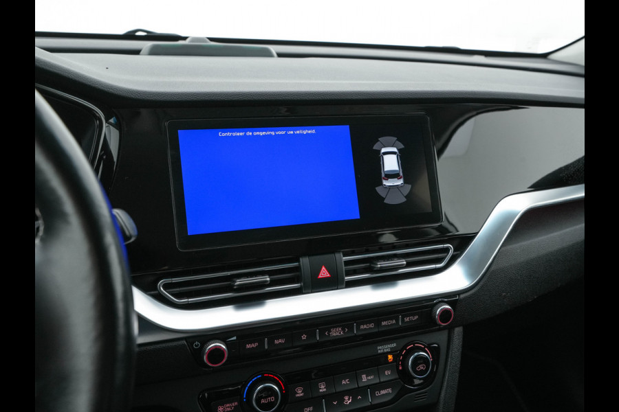 Kia e-Niro ExecutiveLine 64 kWh [ 3-Fase ] {SOH-100%} (INCL-BTW)  Aut.*HEATPUMP | LEATHER | FULL-LED | NAVI-FULLMAP | ADAPTIVE-CRUISE | CAMERA | MEMORY-PACK | LANE-ASSIST | KEYLESS | DIGI-COCKPIT | PRIVACYGLASS | SHIFTPADDLES | 17"ALU*