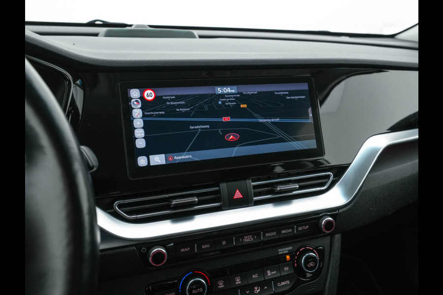 Kia e-Niro ExecutiveLine 64 kWh [ 3-Fase ] {SOH-100%} (INCL-BTW)  Aut.*HEATPUMP | LEATHER | FULL-LED | NAVI-FULLMAP | ADAPTIVE-CRUISE | CAMERA | MEMORY-PACK | LANE-ASSIST | KEYLESS | DIGI-COCKPIT | PRIVACYGLASS | SHIFTPADDLES | 17"ALU*