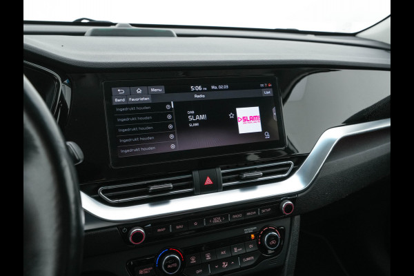 Kia e-Niro ExecutiveLine 64 kWh [ 3-Fase ] {SOH-100%} (INCL-BTW)  Aut.*HEATPUMP | LEATHER | FULL-LED | NAVI-FULLMAP | ADAPTIVE-CRUISE | CAMERA | MEMORY-PACK | LANE-ASSIST | KEYLESS | DIGI-COCKPIT | PRIVACYGLASS | SHIFTPADDLES | 17"ALU*