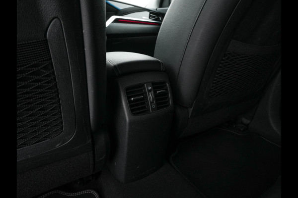 Kia e-Niro ExecutiveLine 64 kWh [ 3-Fase ] {SOH-100%} (INCL-BTW)  Aut.*HEATPUMP | LEATHER | FULL-LED | NAVI-FULLMAP | ADAPTIVE-CRUISE | CAMERA | MEMORY-PACK | LANE-ASSIST | KEYLESS | DIGI-COCKPIT | PRIVACYGLASS | SHIFTPADDLES | 17"ALU*