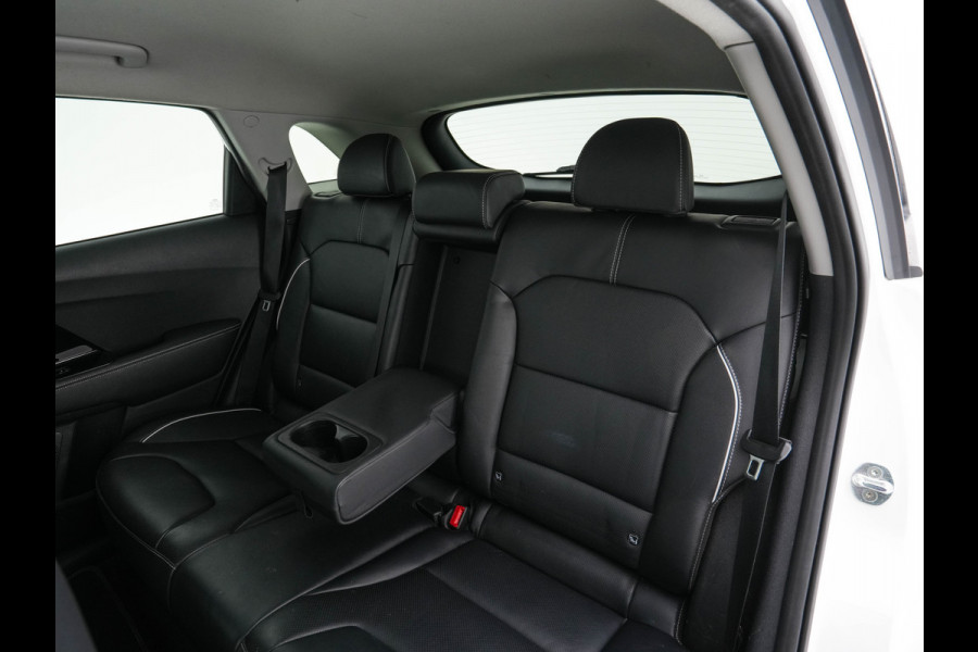Kia e-Niro ExecutiveLine 64 kWh [ 3-Fase ] {SOH-100%} (INCL-BTW)  Aut.*HEATPUMP | LEATHER | FULL-LED | NAVI-FULLMAP | ADAPTIVE-CRUISE | CAMERA | MEMORY-PACK | LANE-ASSIST | KEYLESS | DIGI-COCKPIT | PRIVACYGLASS | SHIFTPADDLES | 17"ALU*