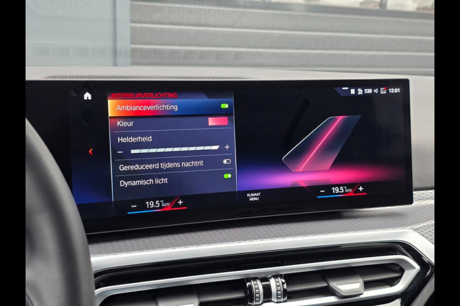 BMW 3 Serie Touring 330e M-Sport Panoramadak|Headup|Memorystoelen|Camera|Carplay|Cruise|Sfeerverlichting