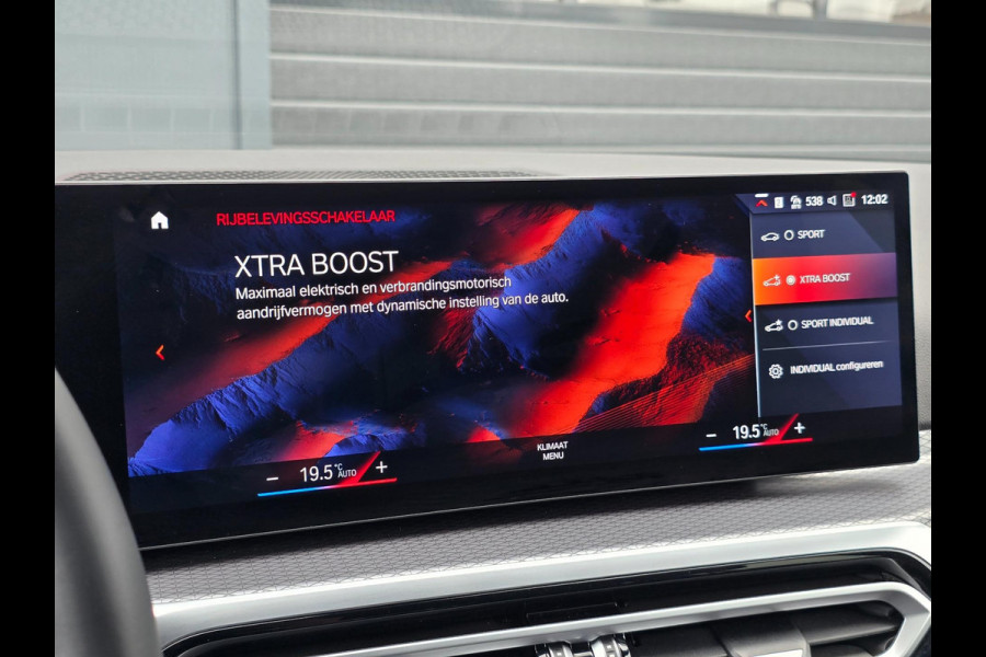 BMW 3 Serie Touring 330e M-Sport Panoramadak|Headup|Memorystoelen|Camera|Carplay|Cruise|Sfeerverlichting