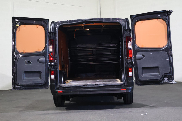 Renault Trafic 2.0 dCi 120pk L2 H1 Airco Navigatie